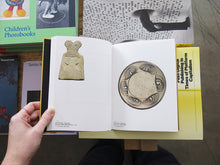 Load image into Gallery viewer, Clin d’œil