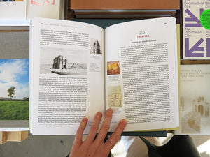 Richard Hollis – Henry van de Velde: The Artist as Designer