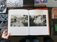 Load image into Gallery viewer, Peggy Nolan – Juggling is Easy