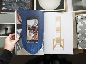 Raffaella Crispino and Hans Demeulenaere – Incomplete Neighbor
